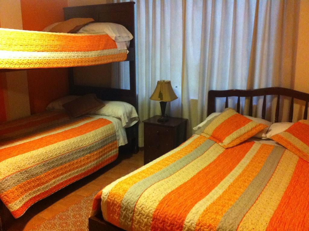 Hotel Margarita 2 Quito Phòng bức ảnh