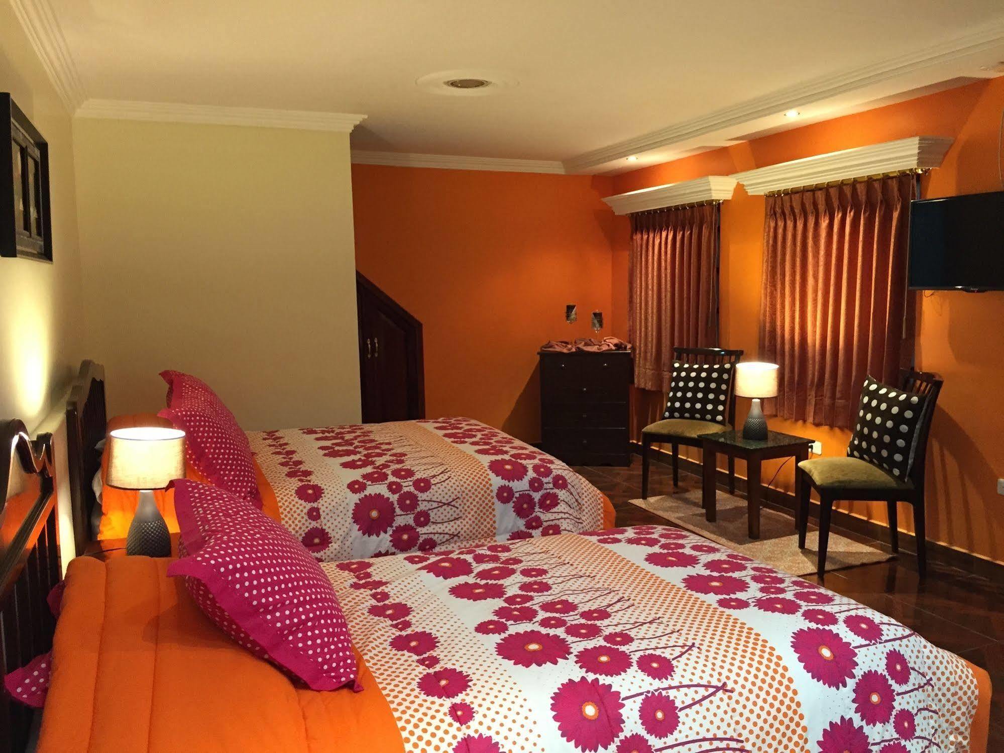 Hotel Margarita 2 Quito Ngoại thất bức ảnh